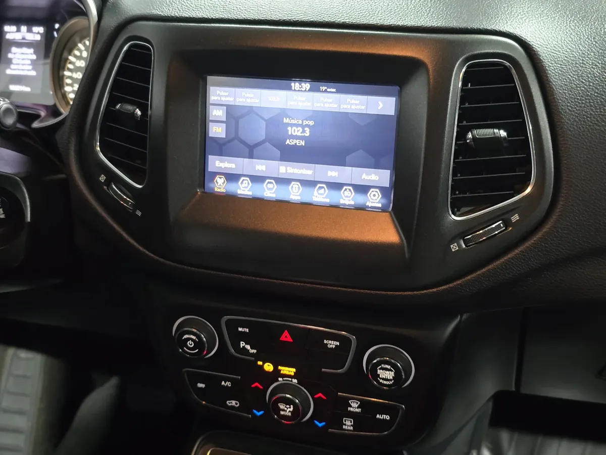 Jeep Compass 2.4 Longitude5581030745132339214