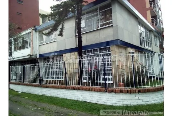 Cerca A Universidad Nacional Y Uniempresarial, Se Reciben Ofertas, Se Otorga Al Mejor Postor.