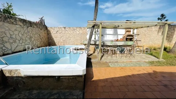 Dennymar, Vende Estupenda Casa En Urbanismo Exclusivo De Cabudare Cuenta Con Amplios Espacios Cerca De La Av Ribereña Con Todos Los Servicios Basicos Operativos Visitala B5a5307                       