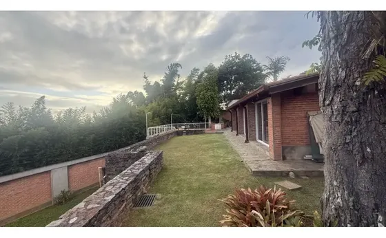 Vendo Quinta Alto Hatillo Remodelada