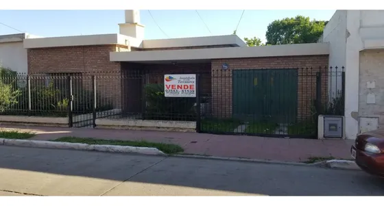 Vendo Casa Centrica En El Centro De La Calera - Cordoba