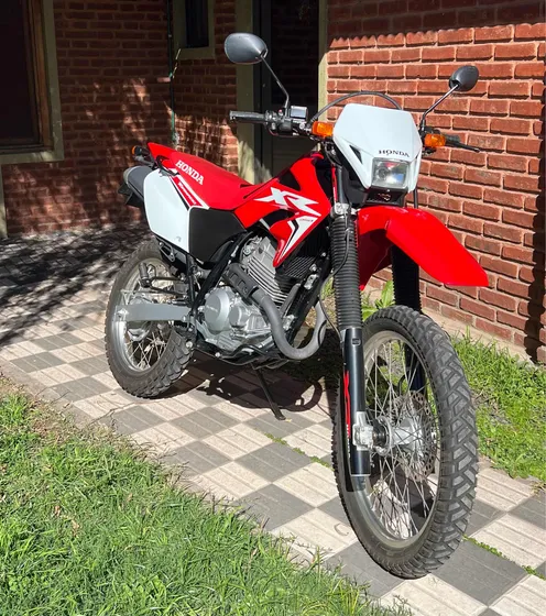 Honda Tornado Xr 250 . Impecable . La Vendo Porque No La Uso