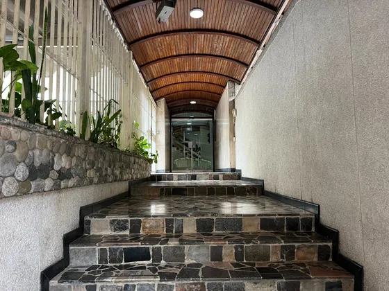 Apartamento Para Alquiler En Macaracuay  #2472