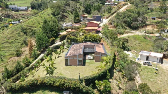 Hermosa Casa Finca En Guarne