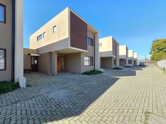 Casa En Arriendo En Chiguayante