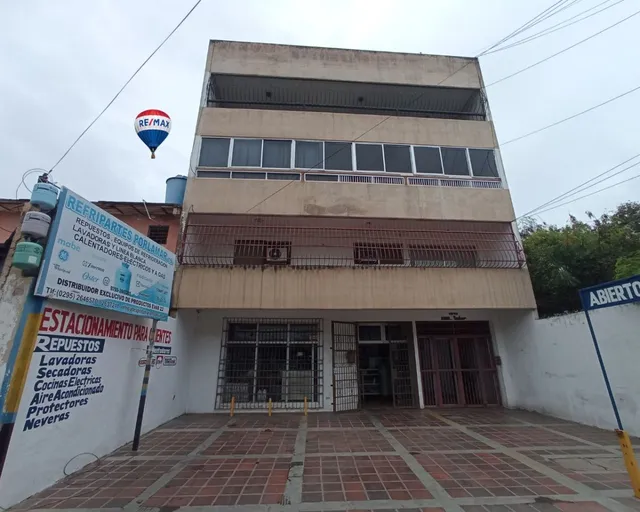 Re/max 2mil Vende, Apartamento Centro De Porlamar, Mariño, Isla De Margarita.