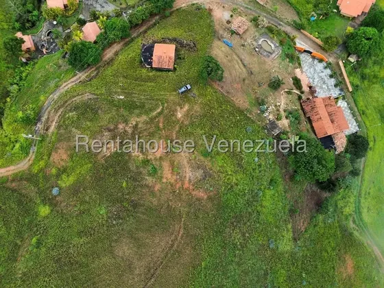 Rent-a-house Promociona En Venta Terreno, Loma Brisa, Colonia Tovar, Estado Aragua, Tu Próximo Negocio Exitoso Te Espera 26-14265 Gf