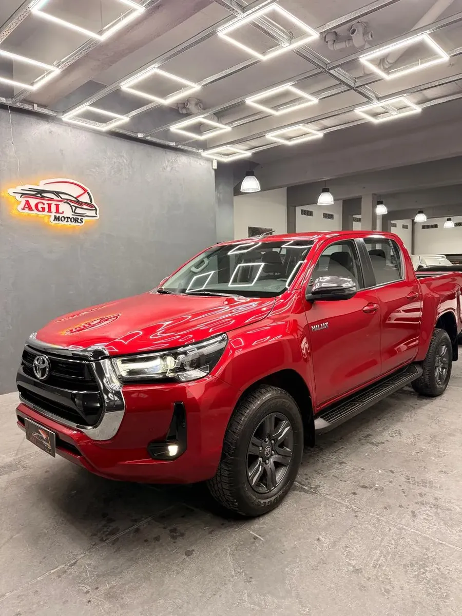 Toyota Hilux SRV