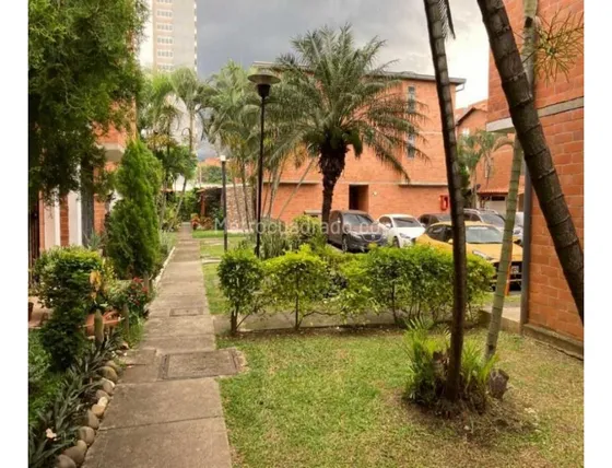 Casa Para La Venta En El Sur De Cali Barrio Valle Del Lili Unidad