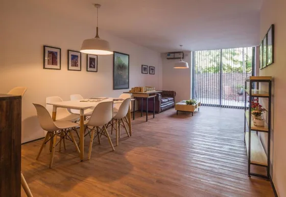 Dúplex En Venta - 2 Dormitorios 3 Baños - Cochera - 124mts2 - Moreno