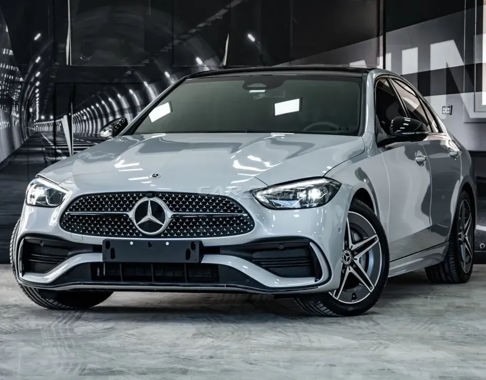 Mercedes-Benz C-Class C300 Sedan 2.0 258 HP