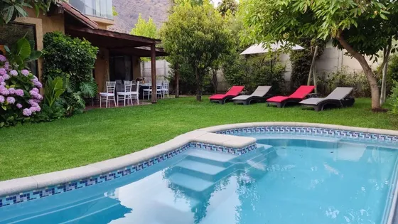 Casa En Venta De 4 Dorm. En Huechuraba