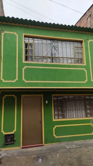 Casa Bien Ubicada Comoda Excelente Precio