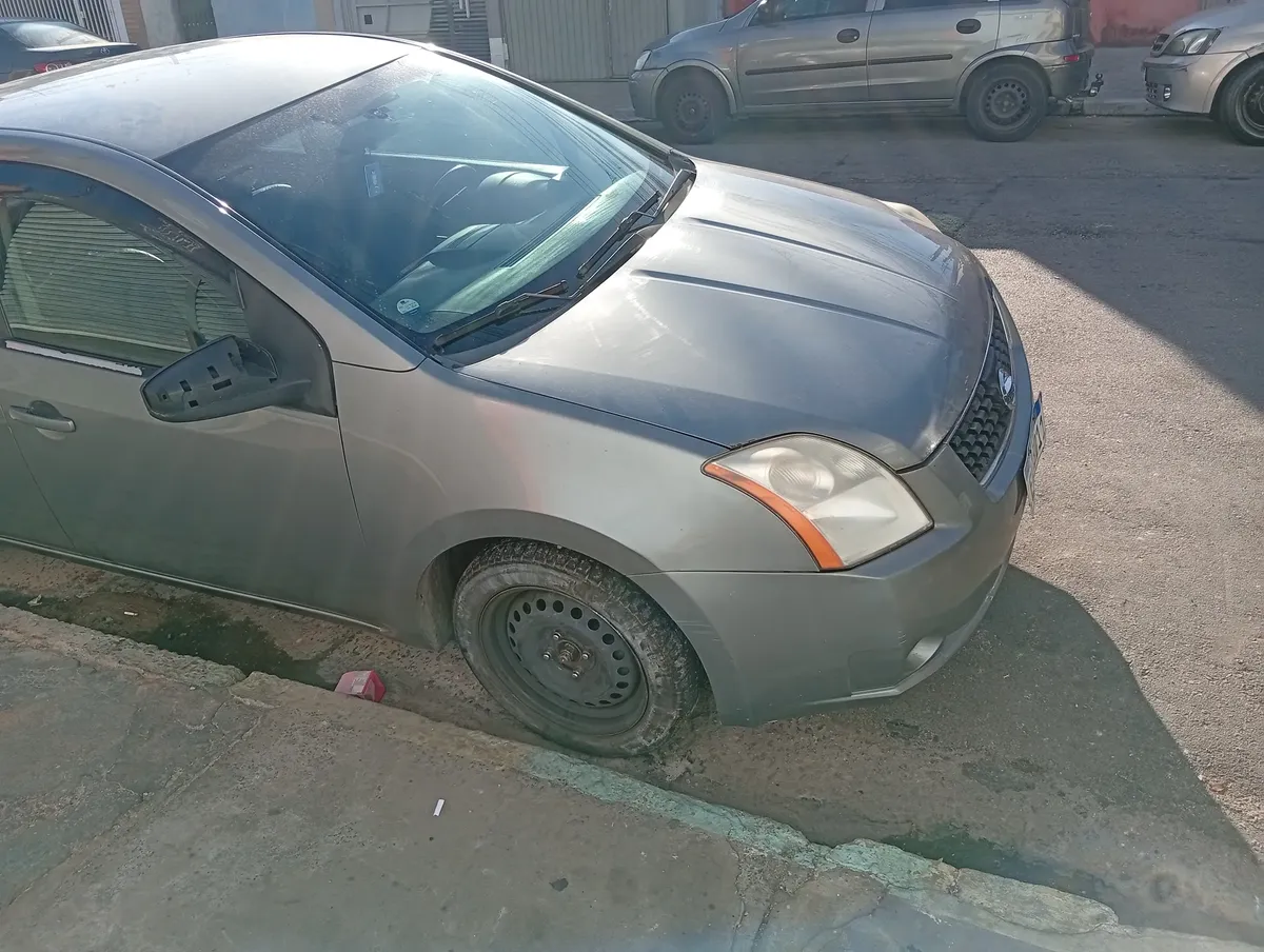 Nissan Sentra 2008 2.0 Aut. 4p — foto 3