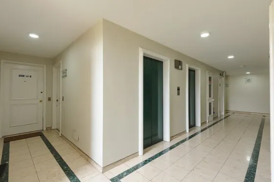 Oficina En Venta Augusto Leguia Sur Pasos Del Metro El Golf