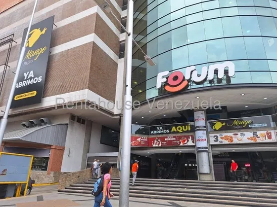 Estupendo Local  Comercial En Alquiler, 25-23634