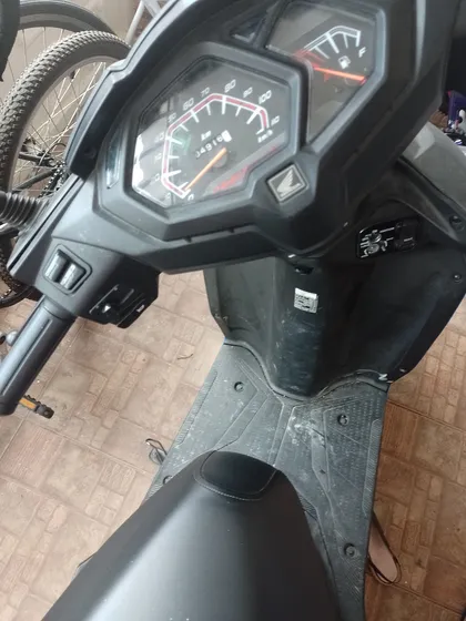 Moto En Buen Estado Poco Uso Documentos Al Día