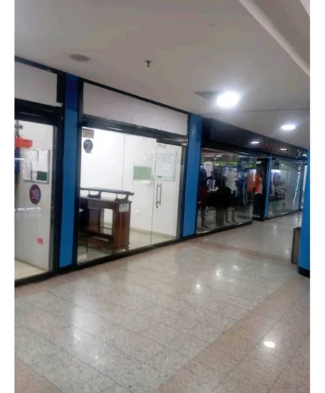 Alquiler Local Centro Comercial Vista Place