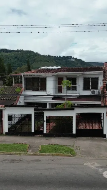 Casa En Venta Pirineos San Cristóbal Mg063