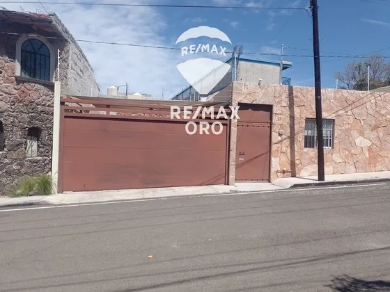 Casa De Un Piso En Venta