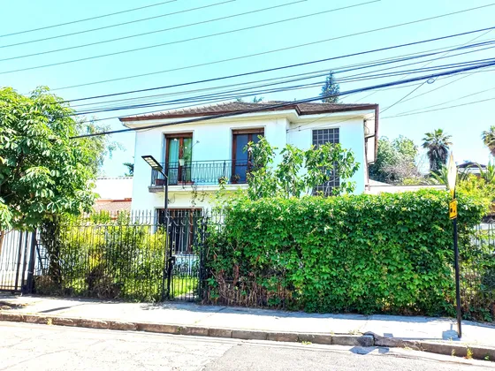 Excelente Propiedad Sector Plaza Ñuñoa (177804)