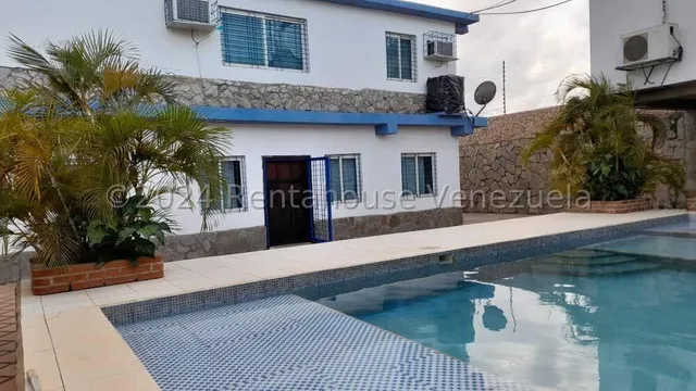 Julio Perez Vende Casa En Chichiriviche Cod Flex #24-25412 An