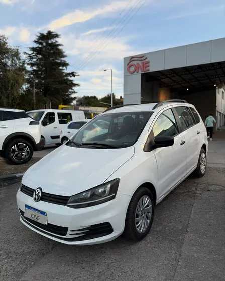 Volkswagen Suran 1.6 Comfortline 101cv