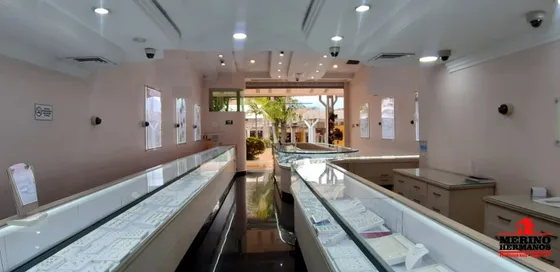 Local En Venta En Medellín - El Poblado