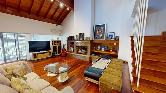 Venta Casa 6 Amb + Dep + Cochera + Subsuelo + Jardin En Concordia Al 2100