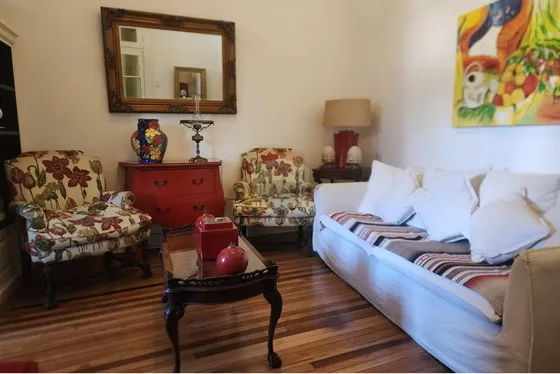 Casona Remodelada En Centro Valparaíso