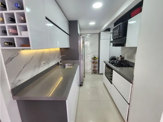 Venta Apartamento Remodelado Y Amoblado En Belen Las Playas.