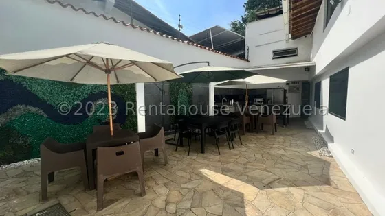 Espectacular Casa Comercial A Pie De Calle En Alquiler En Chuao Vgi