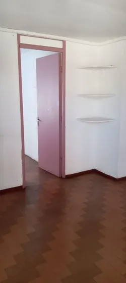Departamento En Excelente Estado, Pasaje Cerrado.