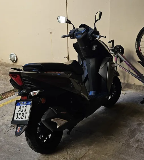 125cc. Con Bluetooth.