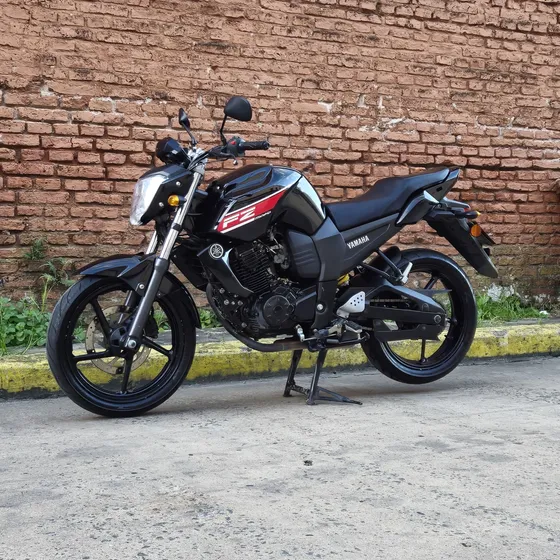 Yamaha Fz16