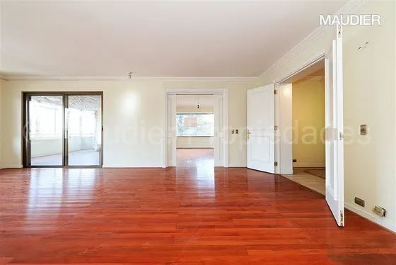 Departamento En Arriendo De 3 Dorm. En Vitacura