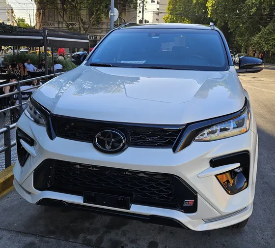Toyota Sw4 2.8 Sr 204cv 4x4 7as At