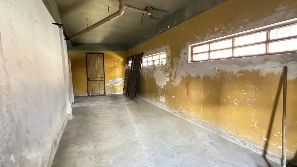 30 m² Commercial Space