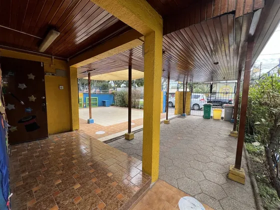 Escuela Lenguaje Funcionando, 280 M2 Util 360 Terreno Maipu