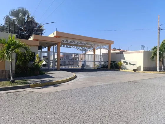 (hl28) Vendo Casa En La Cumaca En San Diego En Res Villas Del Campo 