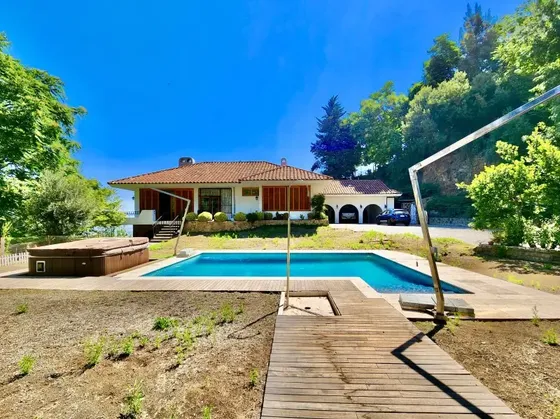 Casa En Venta En Vista Santiago