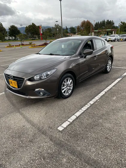 Mazda 3 2.0 Touring