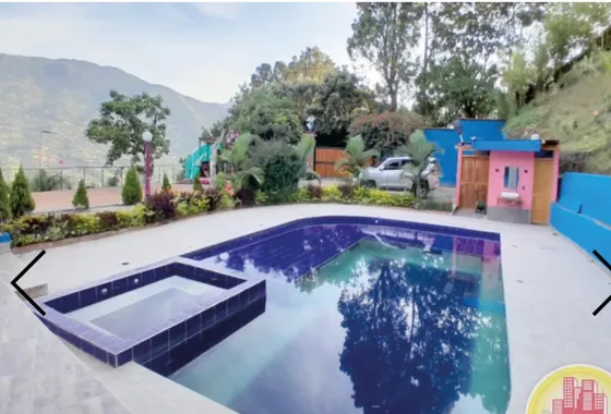 Hermosa Finca En Venta En Girardota A 5 Minutos De Autopista 