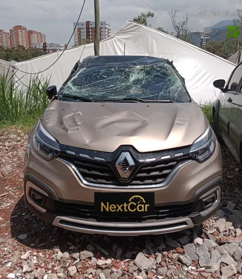 Renault Captur 1.3 T Iconic Cvt