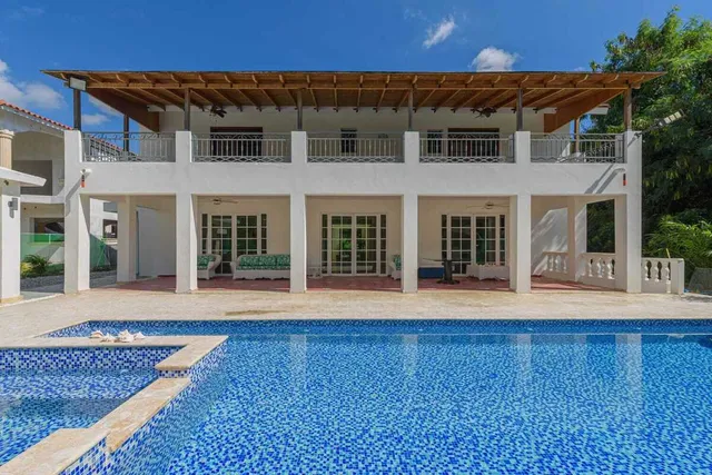 Lujosa Villa En Metro Country Club, Juan Dolio