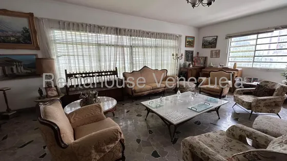 Casa En Venta. Altamira # 25-17430