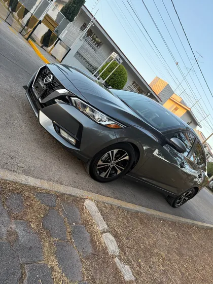 Nissan Sentra 1.8 Sense Cvt