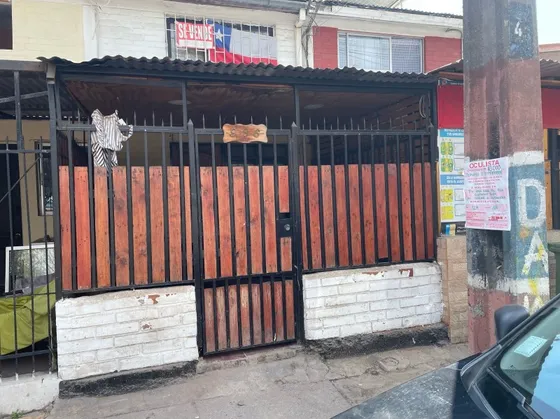 Vendo Casa De 2 Pisos Ampliada 3d 1b Comuna De Renca 