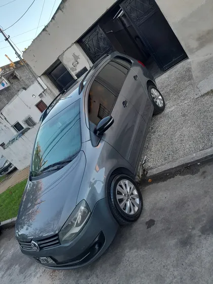 Volkswagen Suran 1.6 Trendline 11b