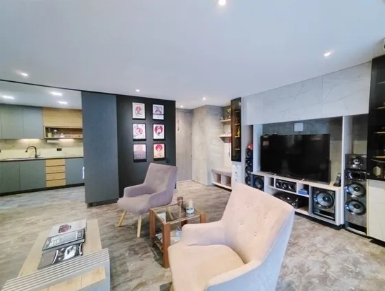 Venta Apartamento En Envigsdo, Con Terraza